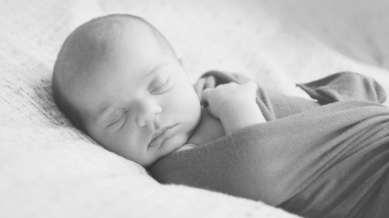 crudwell-newborn_061-bw